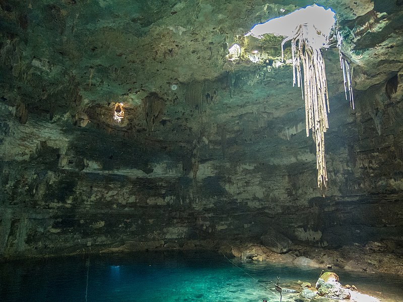 Cenote Cancun Chichen Itza