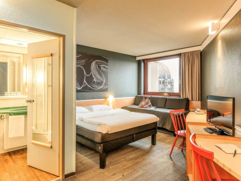 hotel padrão ibis em Viena
