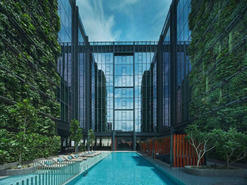 Hotel de luxo em Singapura com piscina