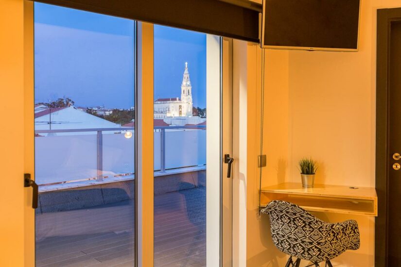 hotel com vista para o Santuário de Fátima em Portugal
