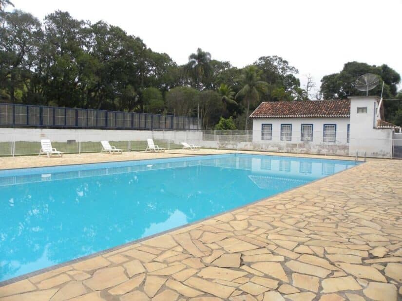 Hotel em Valença no RJ com piscina