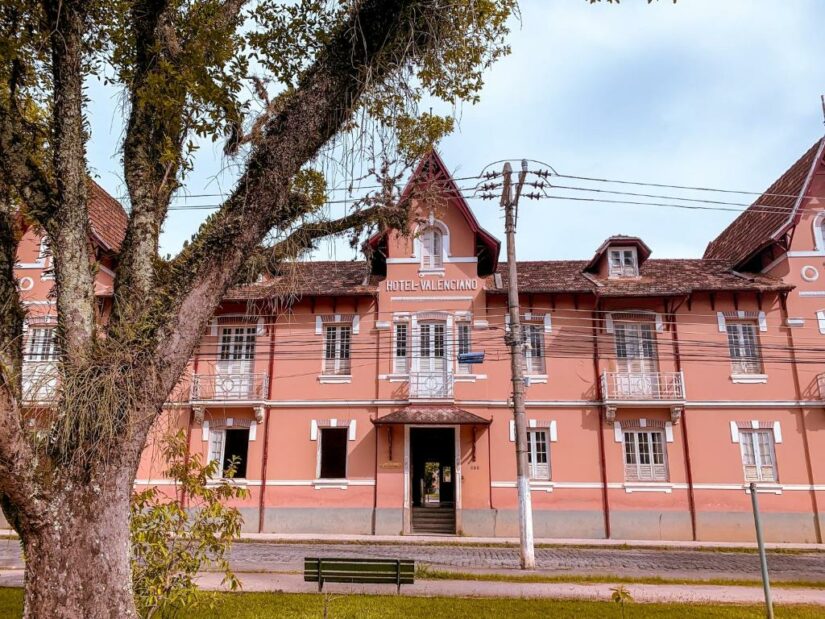 Hotel no centro em Valença no RJ