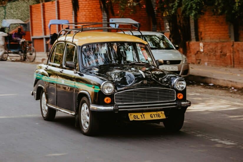 como alugar carro na Índia