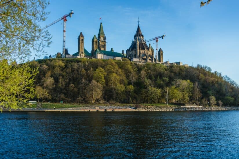 preço do aluguel de carro em Ottawa