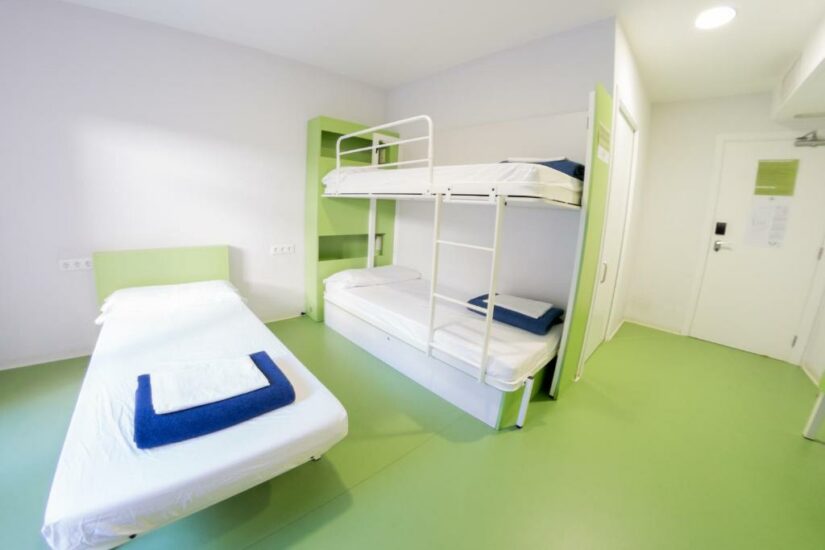 Hostel em Barcelona quartos mistos