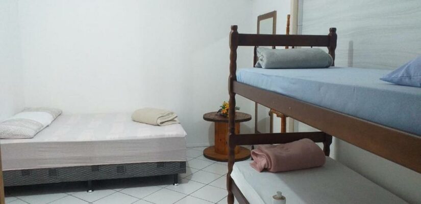 Hostel em Joinville com quarto duplo