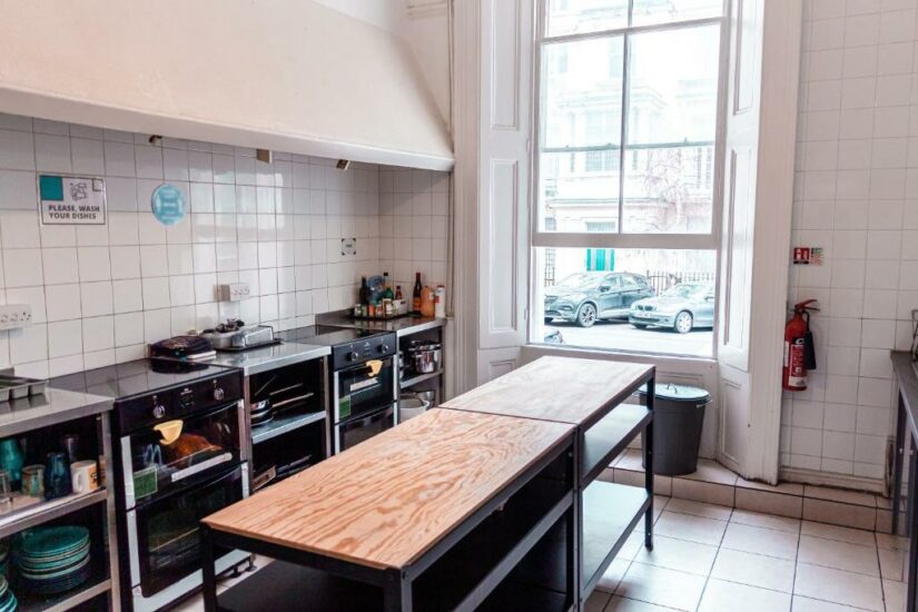 hostel em londres com cozinha