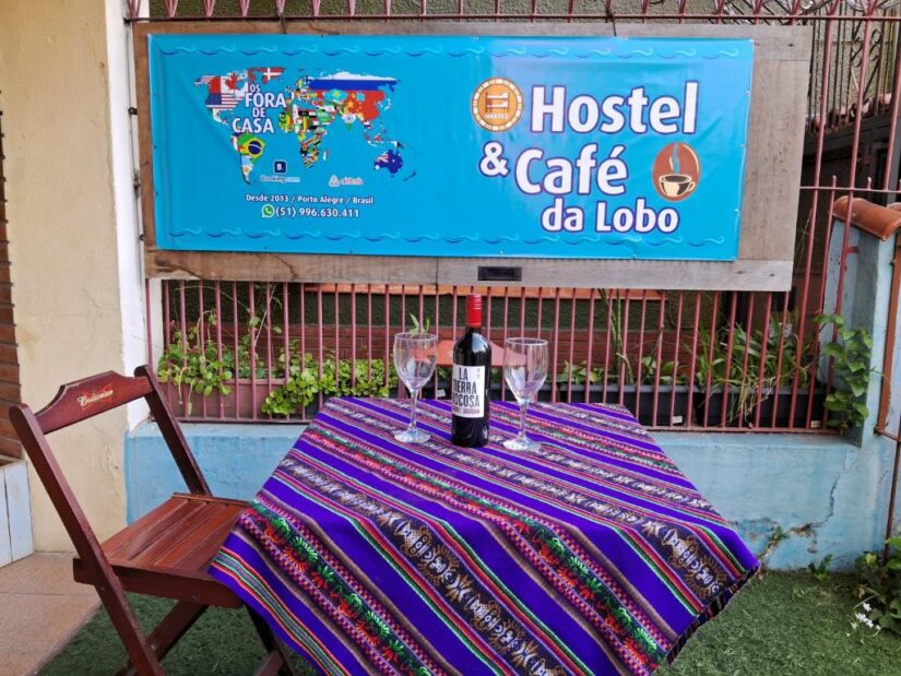 Hostel em Porto Alegre com dormitório feminino